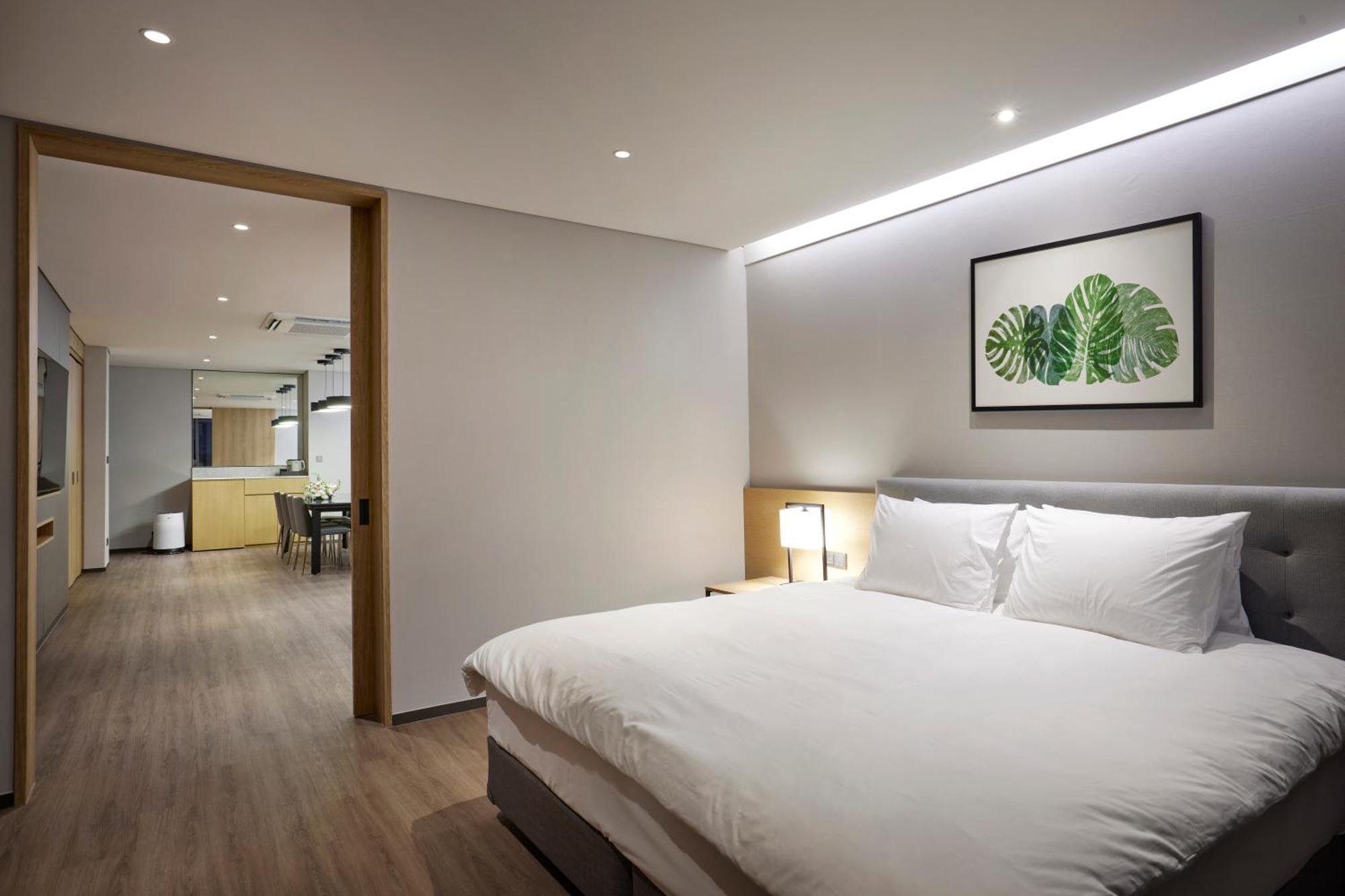 Hotel Interciti Теджън Екстериор снимка
