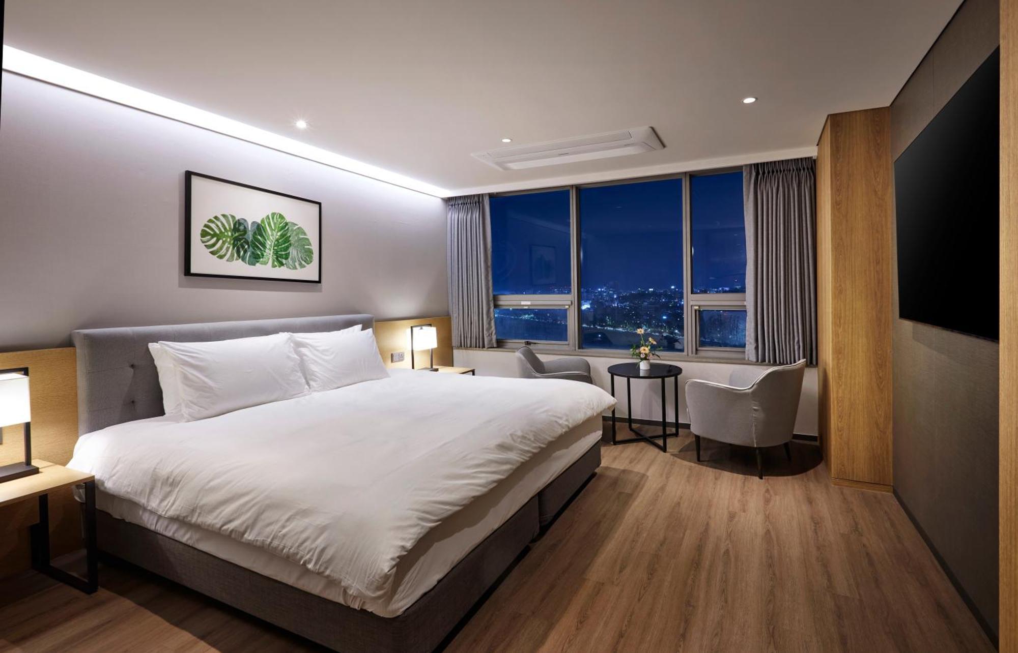 Hotel Interciti Теджън Екстериор снимка