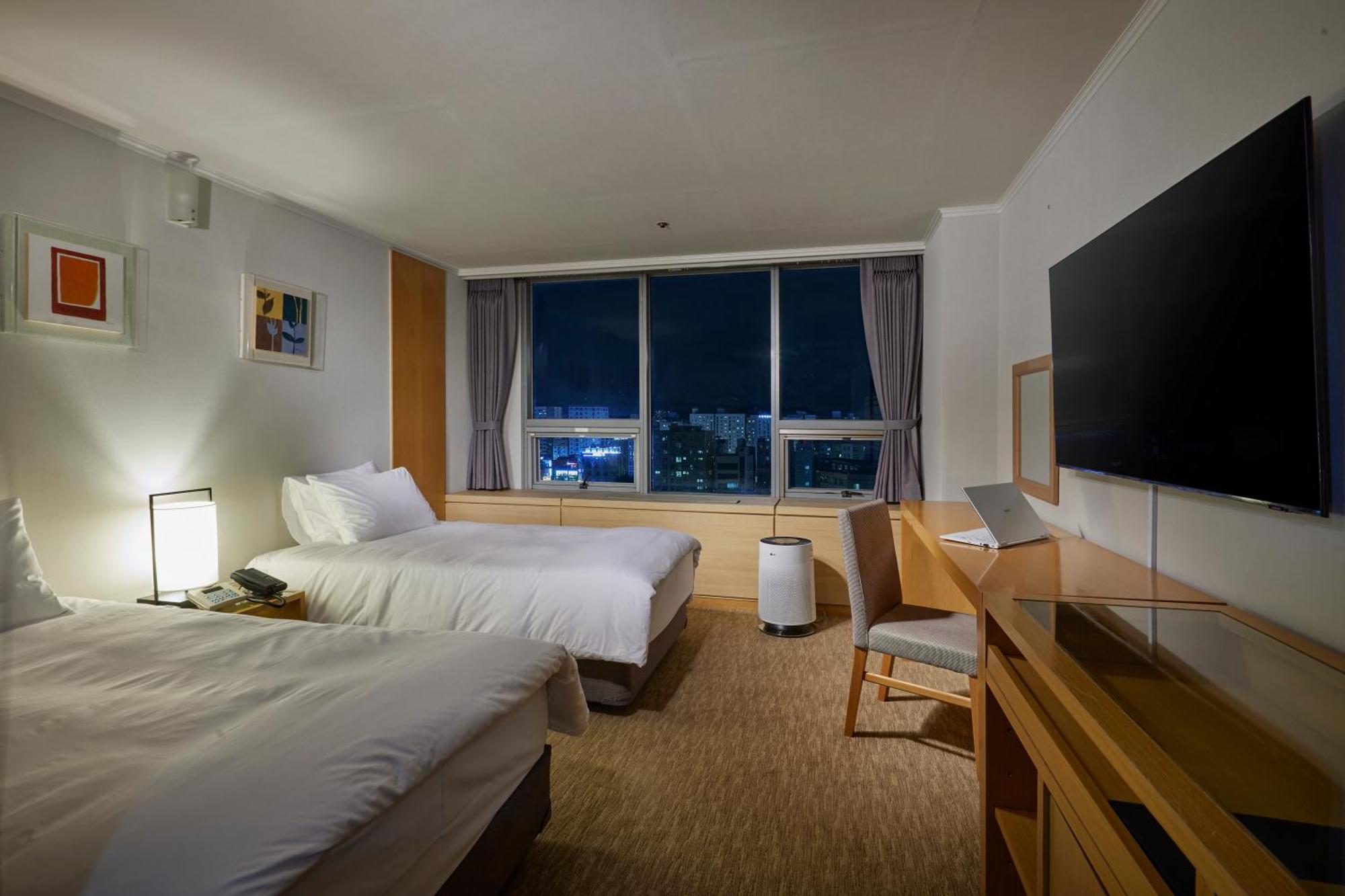 Hotel Interciti Теджън Екстериор снимка