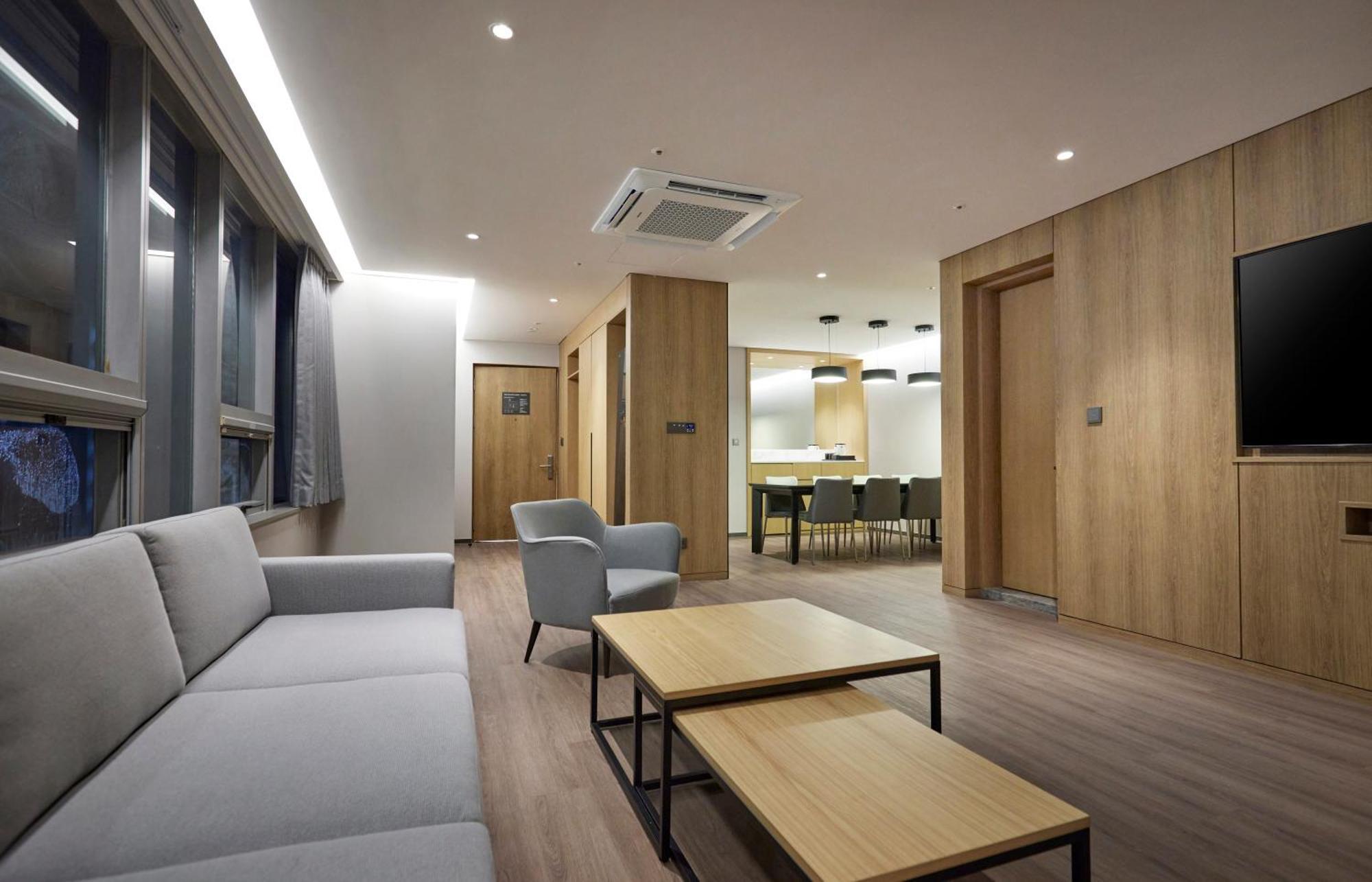 Hotel Interciti Теджън Екстериор снимка