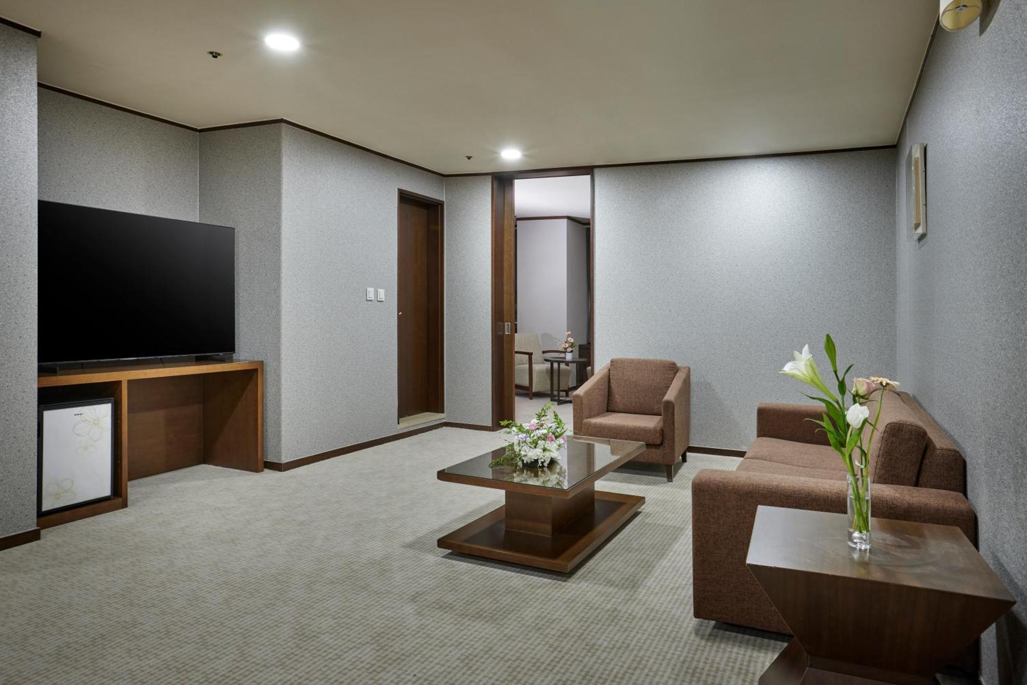 Hotel Interciti Теджън Екстериор снимка