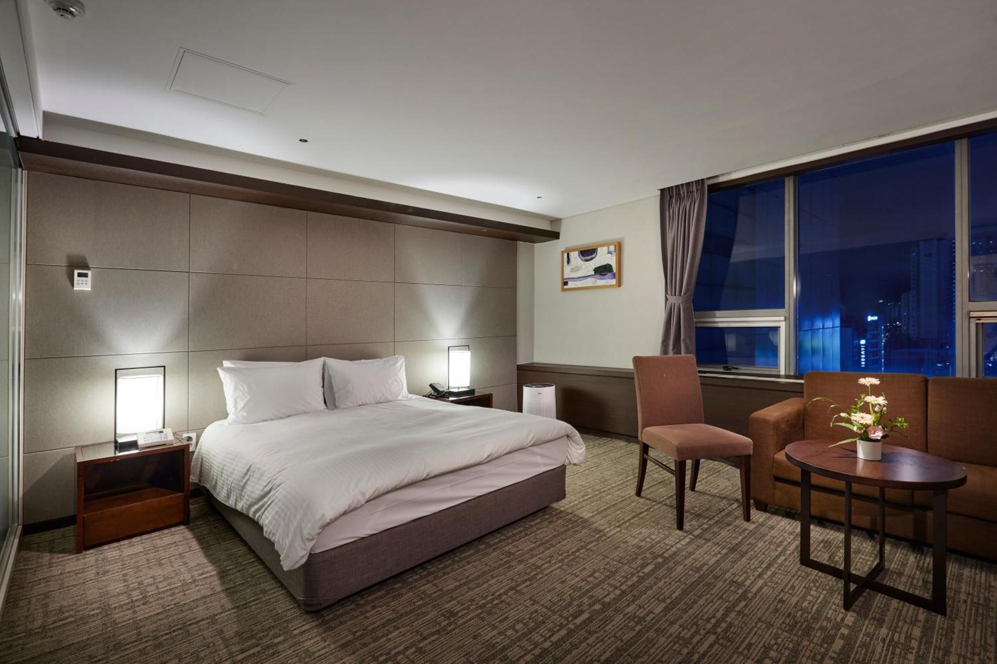 Hotel Interciti Теджън Екстериор снимка