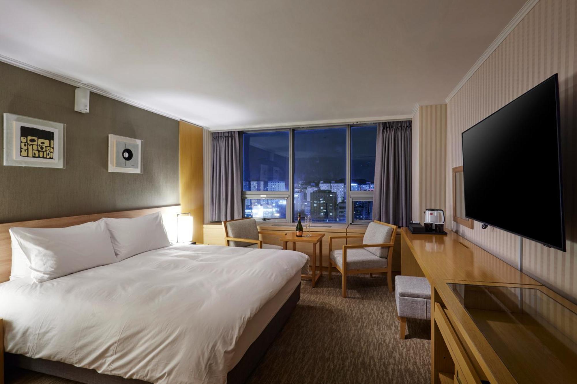 Hotel Interciti Теджън Екстериор снимка